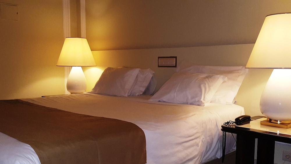 Hotel De Moura Dış mekan fotoğraf